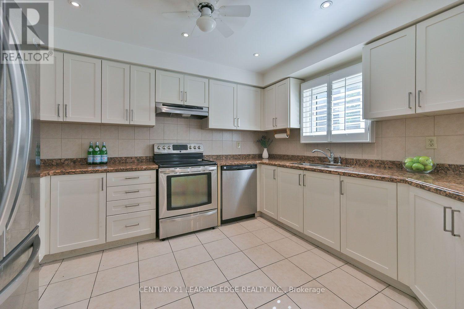 14 Montrose Crescent, Markham, Ontario  L3R 7Z8 - Photo 14 - N13544096