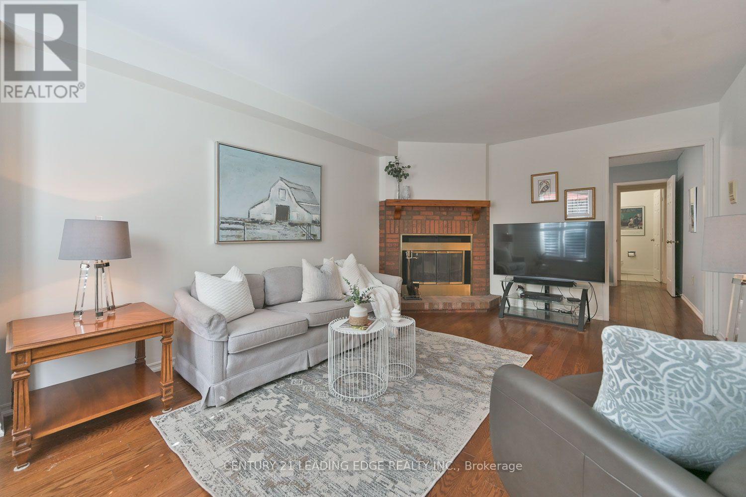14 Montrose Crescent, Markham, Ontario  L3R 7Z8 - Photo 17 - N13544096