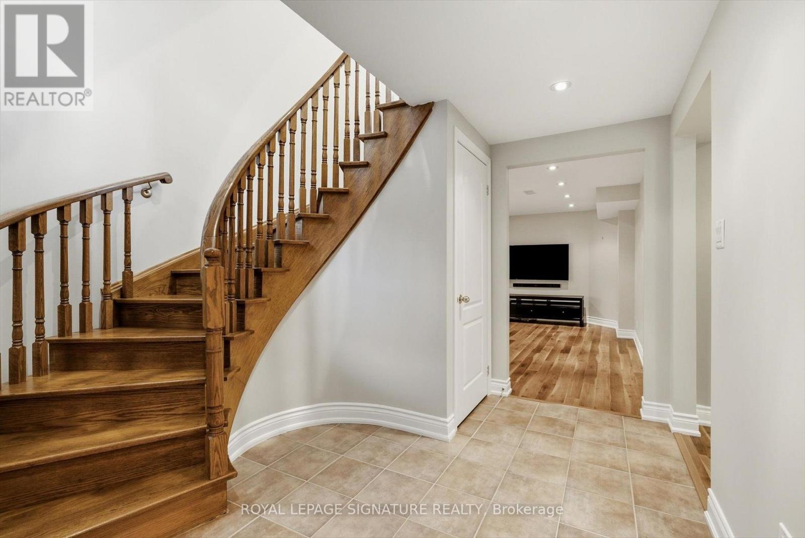 23 Kaitlin Drive, Richmond Hill, Ontario  L4E 3W6 - Photo 42 - N13544116