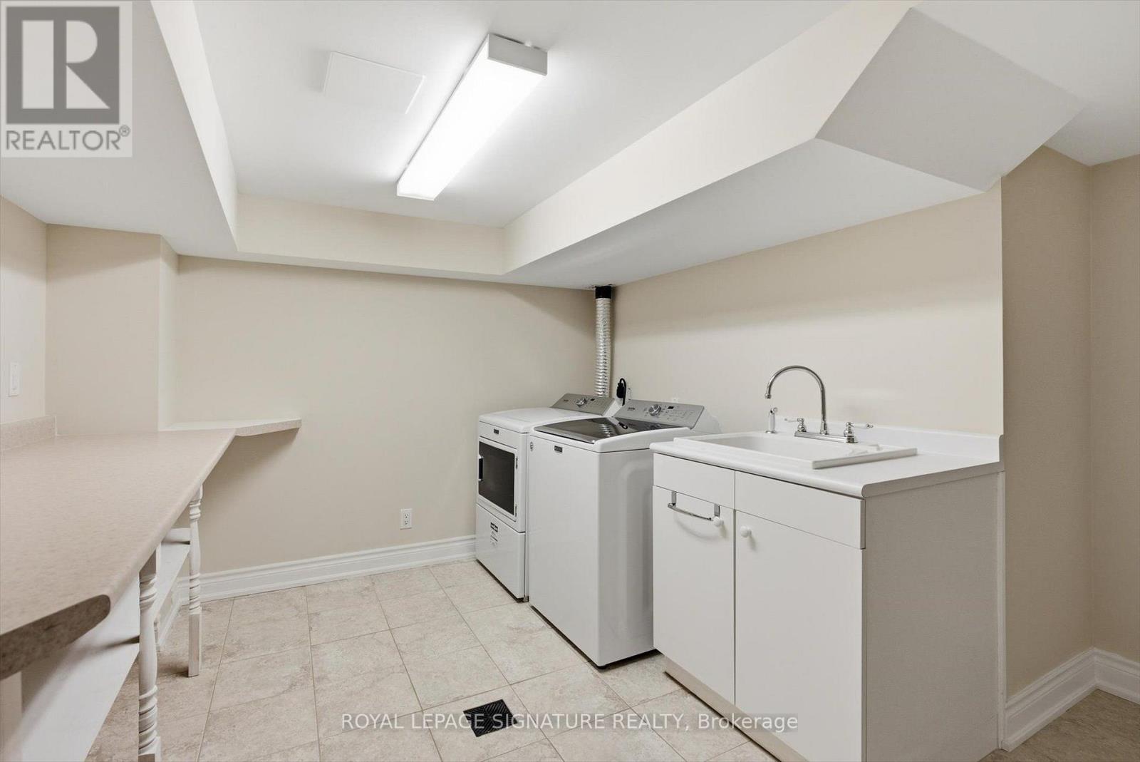 23 Kaitlin Drive, Richmond Hill, Ontario  L4E 3W6 - Photo 48 - N13544116