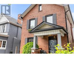 52 THIRD STREET, Toronto, Ontario