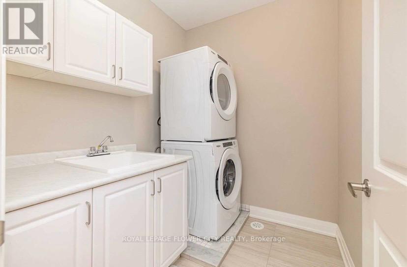 3079 Postridge Drive, Oakville, Ontario  L6H 0S1 - Photo 20 - W13544292