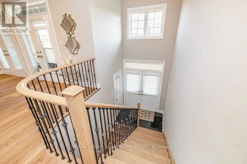 3079 Postridge Drive, Oakville, Ontario  L6H 0S1 - Photo 7 - W13544292