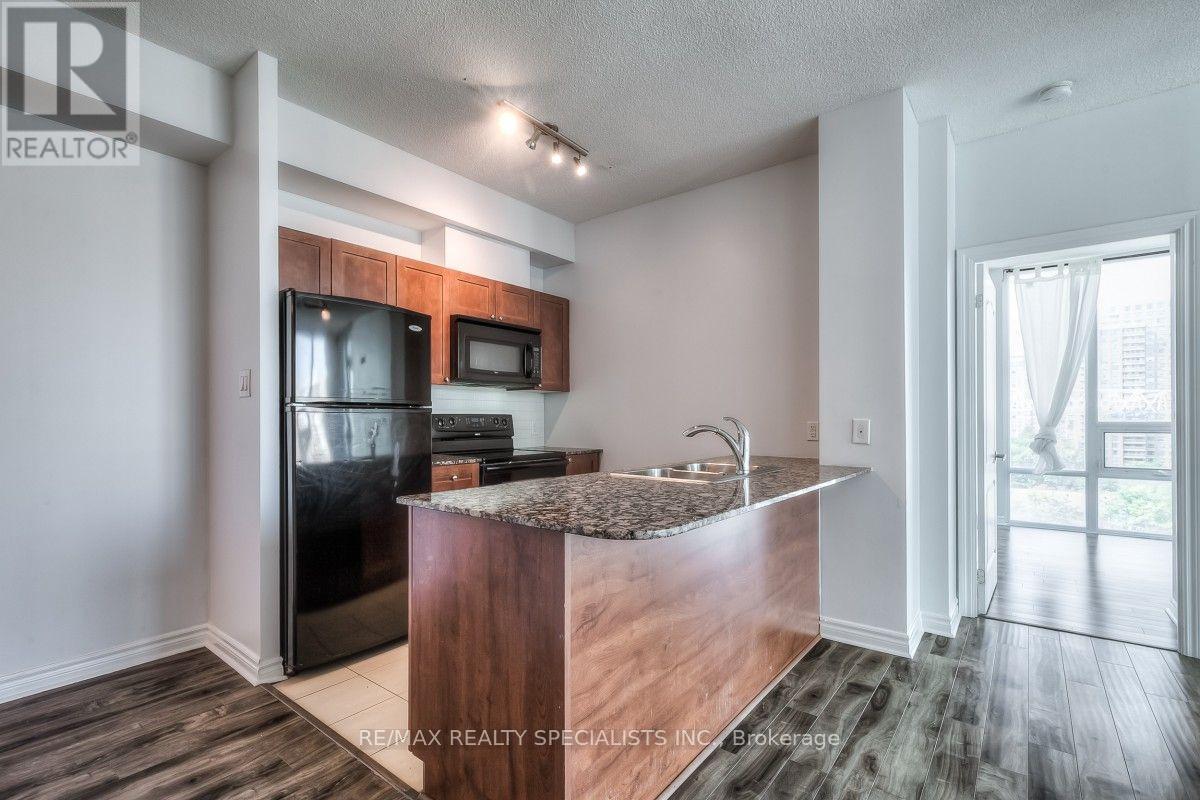 1009 - 3525 Kariya Drive, Mississauga, Ontario  L5B 0C2 - Photo 7 - W13544300
