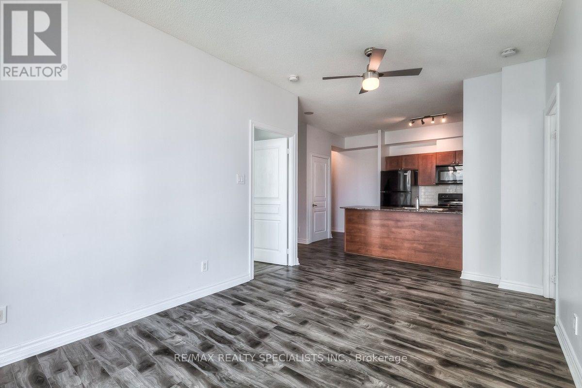 1009 - 3525 Kariya Drive, Mississauga, Ontario  L5B 0C2 - Photo 8 - W13544300