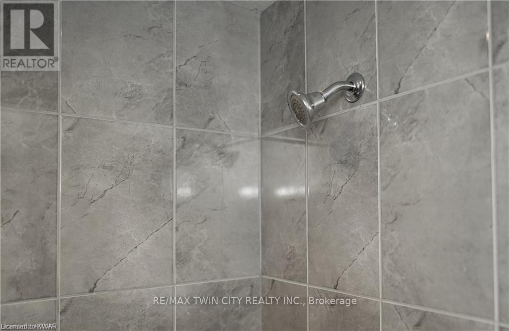 76 Meadowridge Street, Kitchener, Ontario  N2P 0E2 - Photo 24 - X13544046