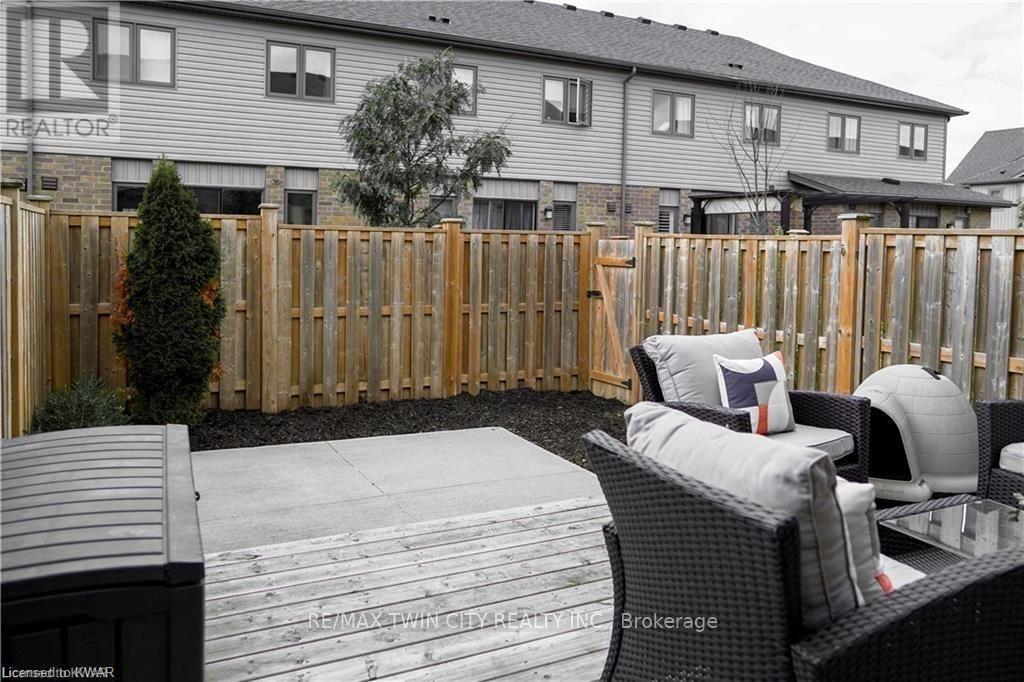 76 Meadowridge Street, Kitchener, Ontario  N2P 0E2 - Photo 31 - X13544046