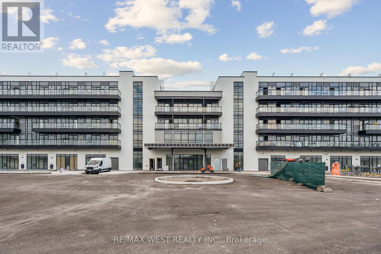 114 - 350 Prince Charles Drive S, Welland, Ontario  L3C 0L6 - Photo 2 - X13544066