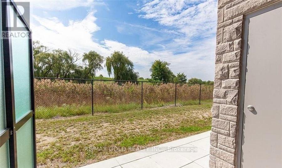 50 Herrick Avenue, St. Catharines, Ontario  L2P 2S4 - Photo 9 - X13544126