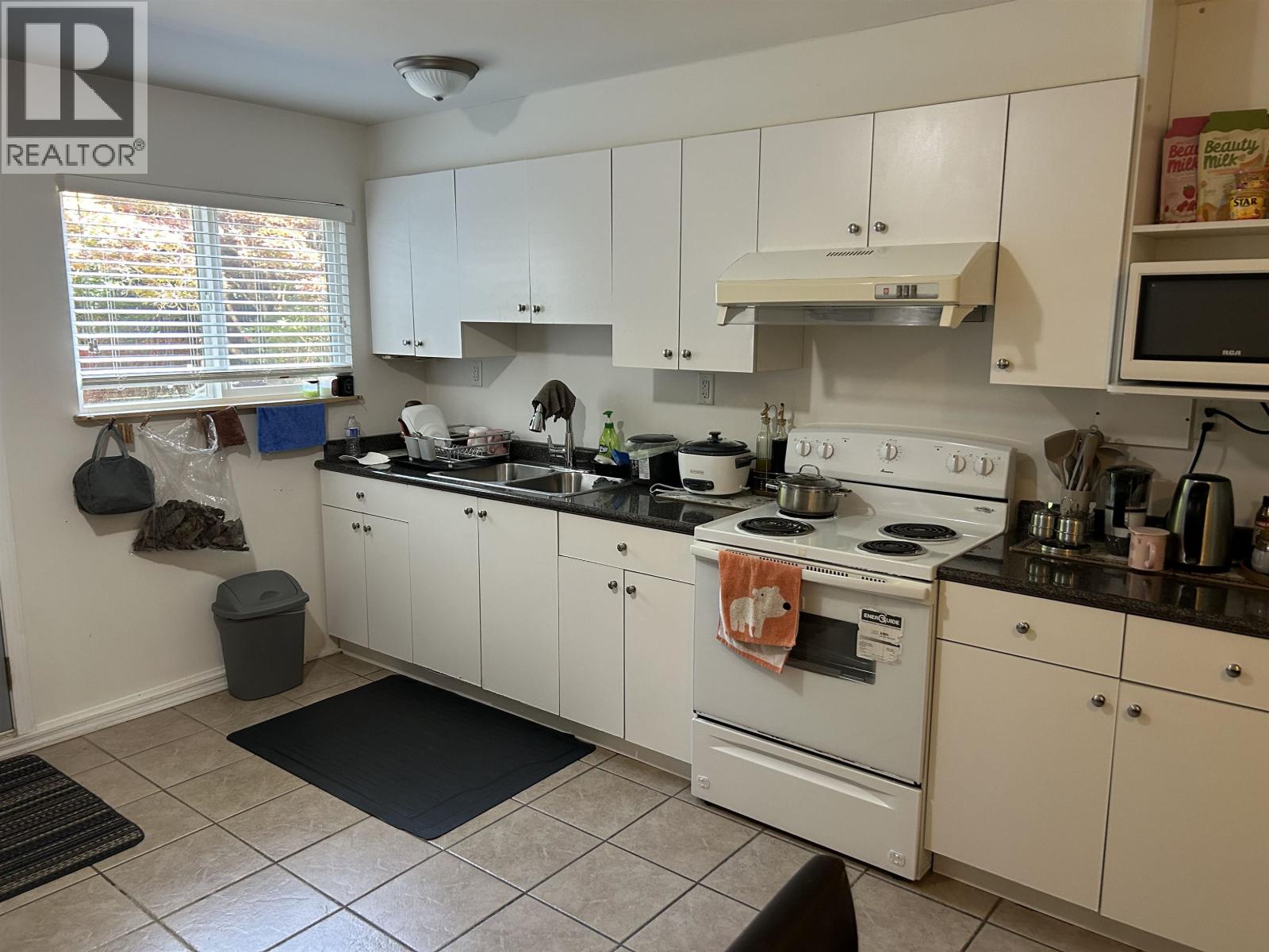 9411 GLENACRES DRIVE — photo 5