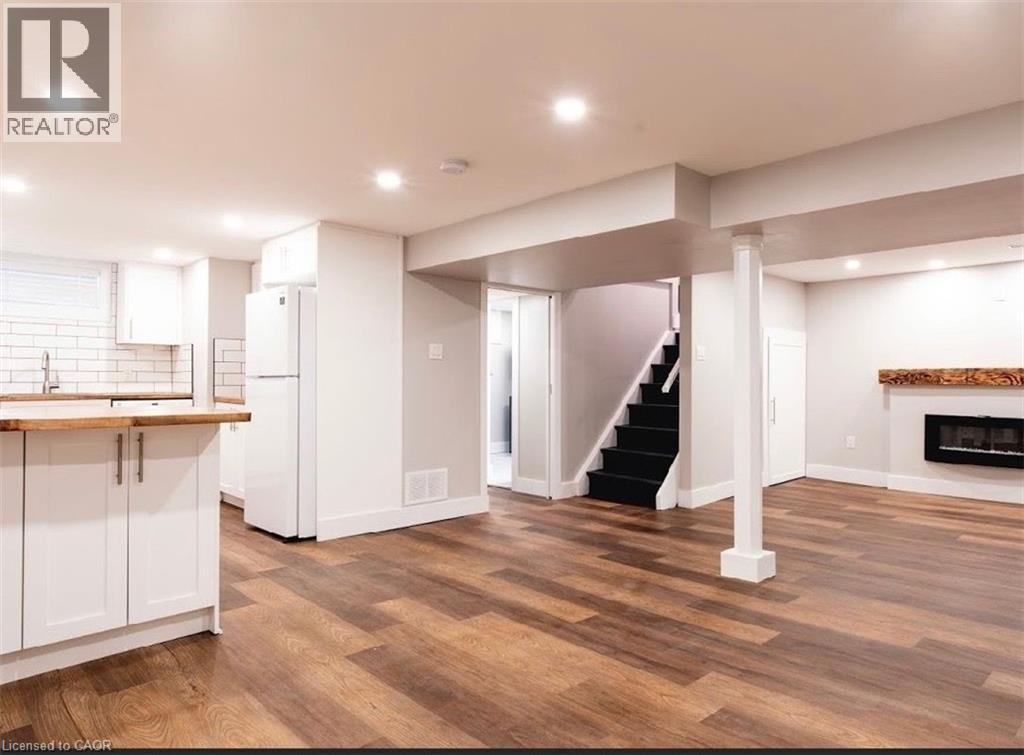 393 EAST 16TH Street Unit# Bsmt, Hamilton, Ontario