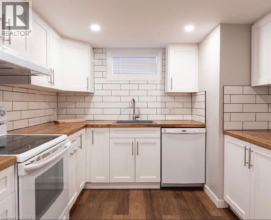 393 East 16th Street Unit# Bsmt, Hamilton, Ontario  L9A 4K4 - Photo 3 - 40846484