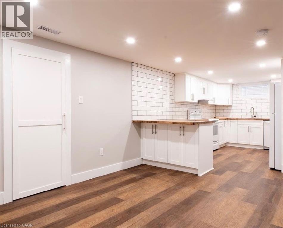 393 East 16th Street Unit# Bsmt, Hamilton, Ontario  L9A 4K4 - Photo 6 - 40846484
