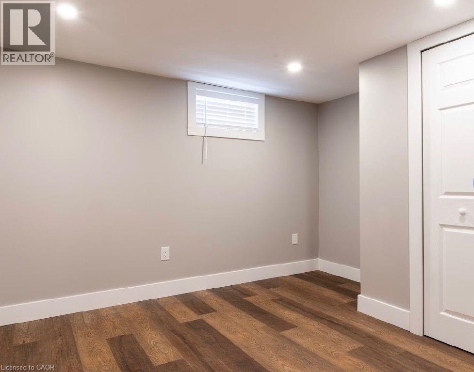 393 East 16th Street Unit# Bsmt, Hamilton, Ontario  L9A 4K4 - Photo 9 - 40846484