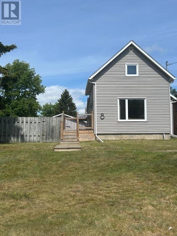 8 Ruttan St, Thunder Bay, Ontario  P7A 5C3 - Photo 2 - TB2601778