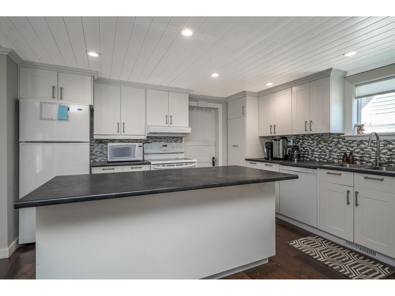 4827 216a Street, Langley, British Columbia  V3A 2N6 - Photo 7 - R3143996