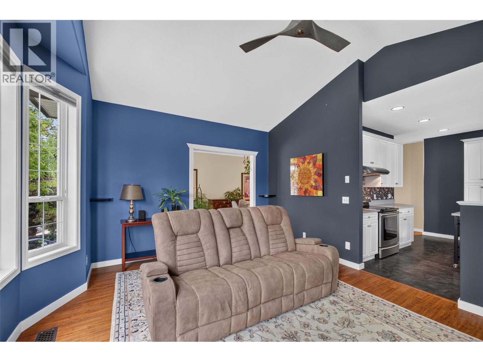 2832 Doucette Drive — photo 13