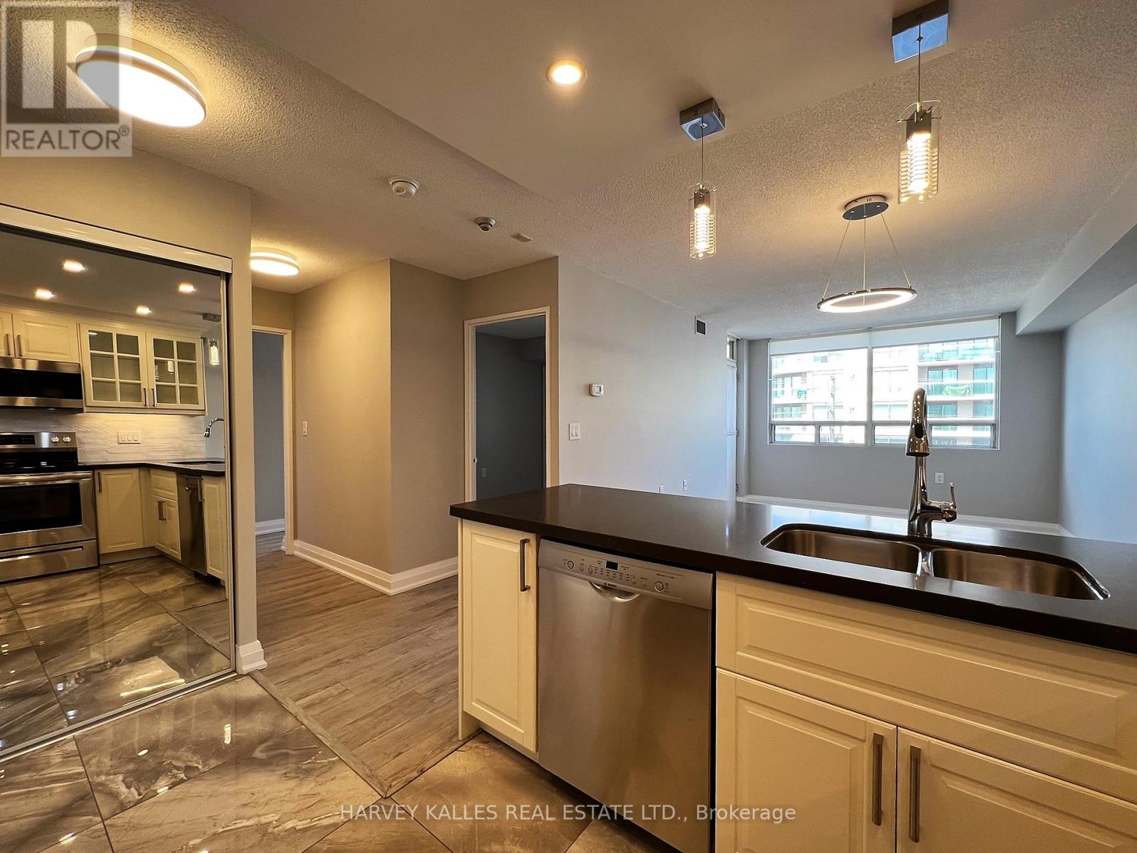 410 - 555 Wilson Heights Boulevard, Toronto, Ontario  M3H 6B5 - Photo 7 - C13543560