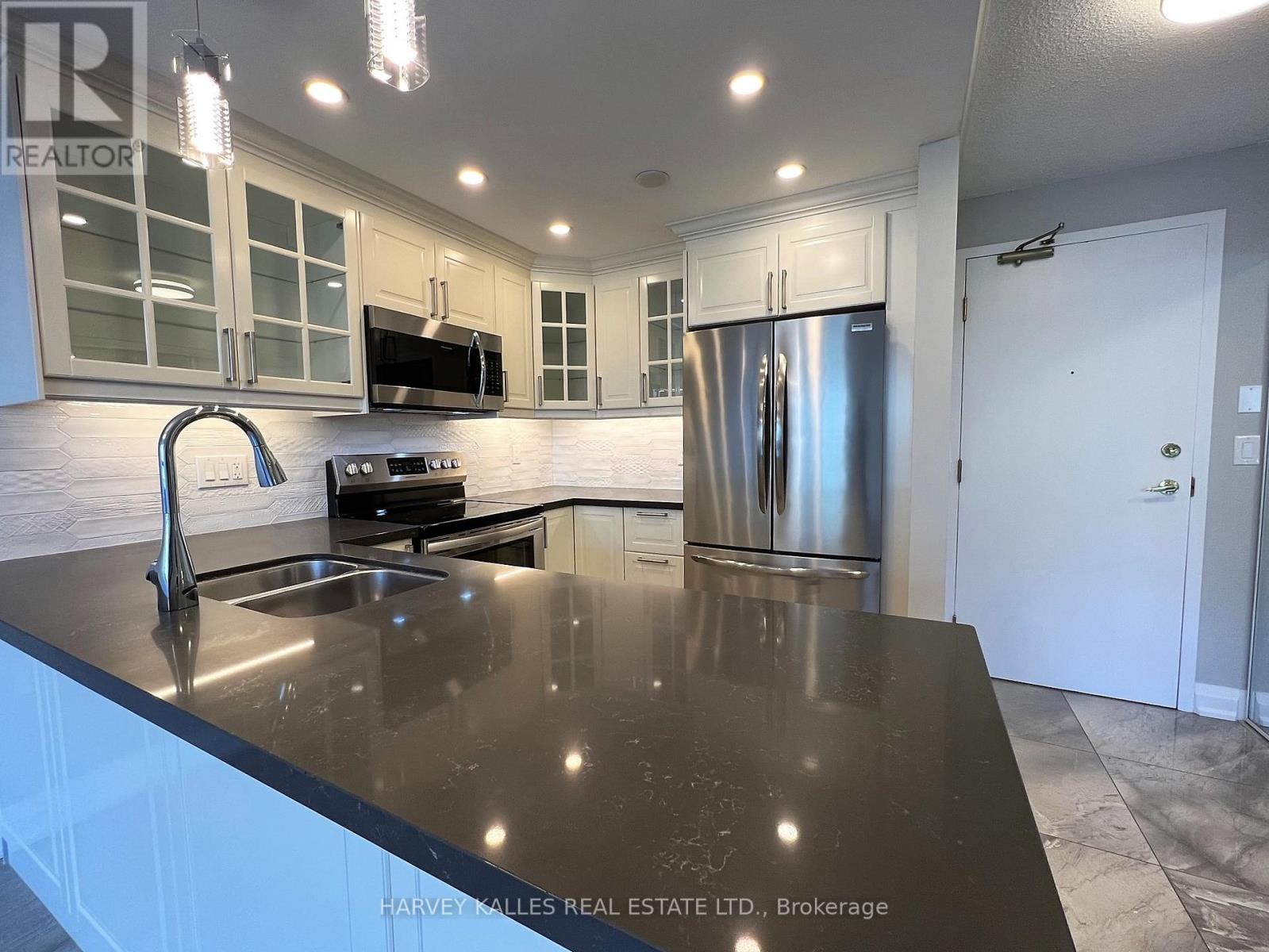 410 - 555 Wilson Heights Boulevard, Toronto, Ontario  M3H 6B5 - Photo 4 - C13543560