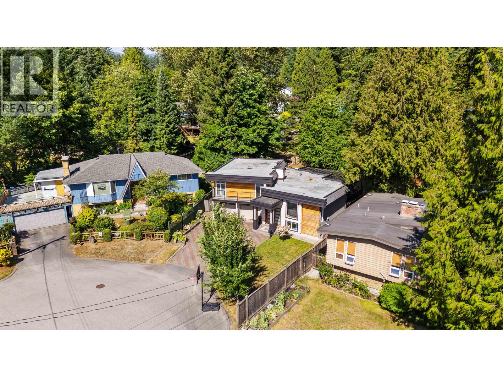 603 Rialto Court, Coquitlam, British Columbia  V3J 6K7 - Photo 39 - R3144568