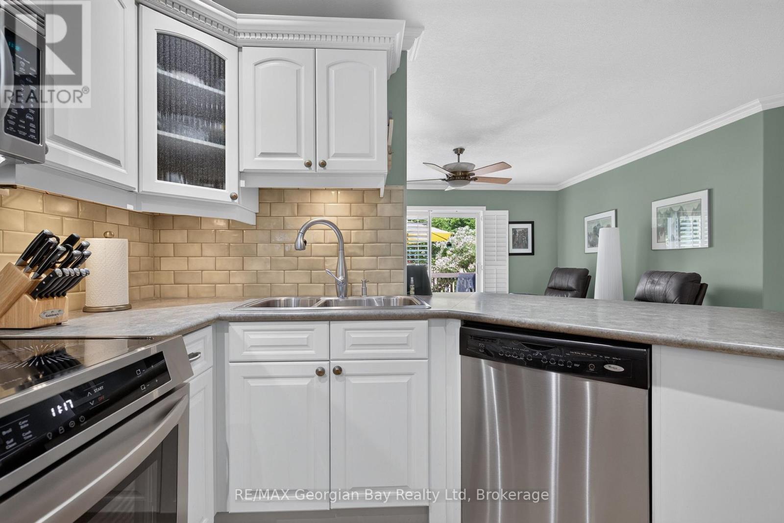 13 - 90 Burke Street, Penetanguishene, Ontario  L9M 2H2 - Photo 12 - S13544356