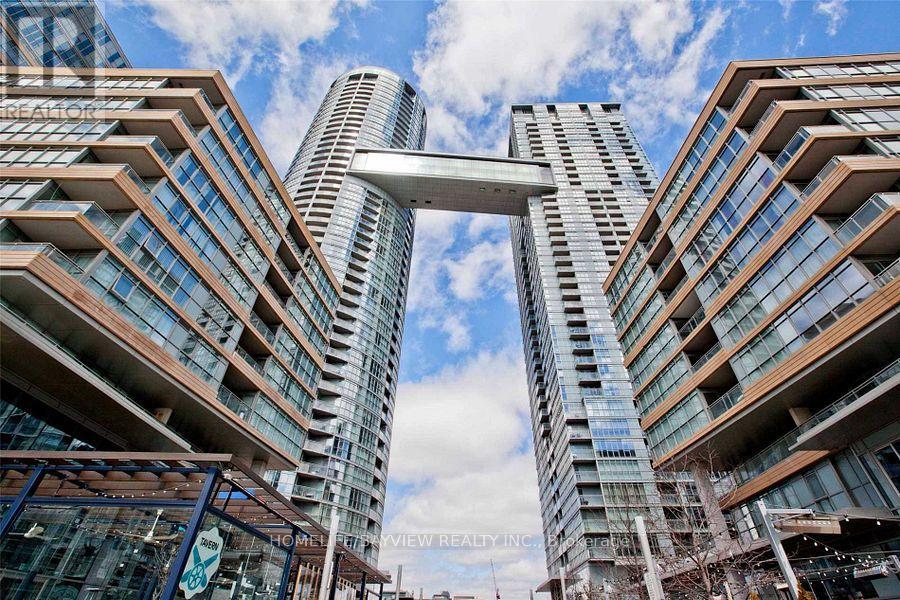3510 - 15 ICEBOAT TERRACE