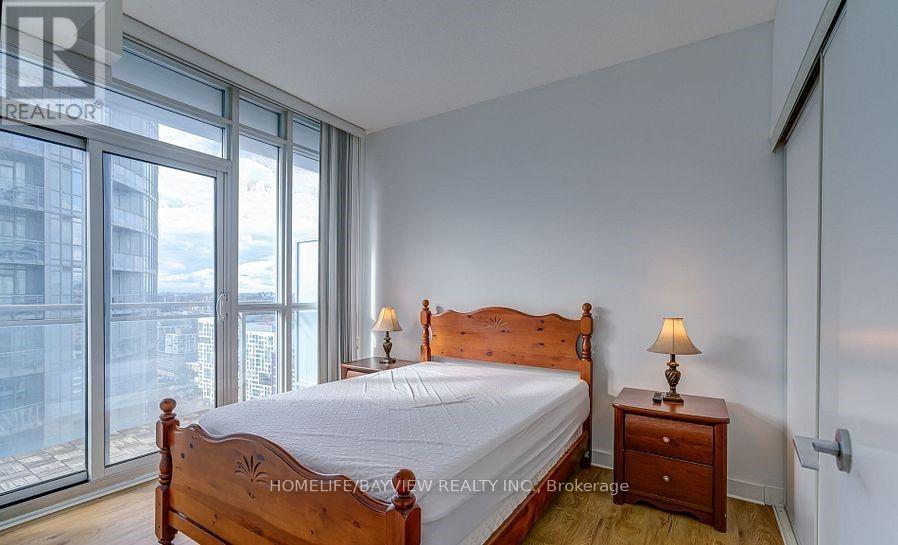 3510 - 15 Iceboat Terrace, Toronto, Ontario  M5V 4A5 - Photo 11 - C13544348
