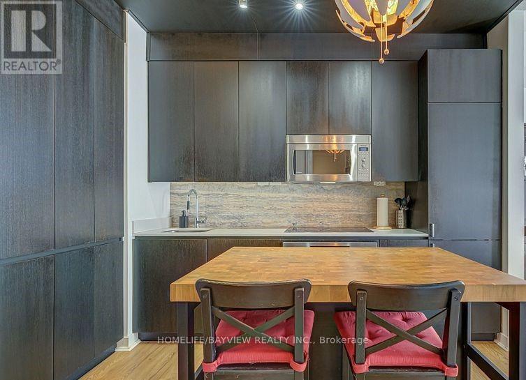 3510 - 15 Iceboat Terrace, Toronto, Ontario  M5V 4A5 - Photo 2 - C13544348