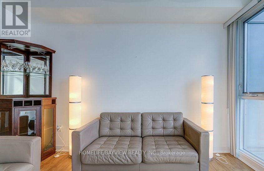 3510 - 15 Iceboat Terrace, Toronto, Ontario  M5V 4A5 - Photo 6 - C13544348