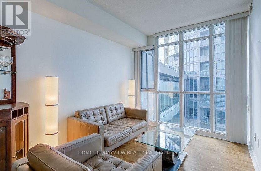 3510 - 15 Iceboat Terrace, Toronto, Ontario  M5V 4A5 - Photo 9 - C13544348