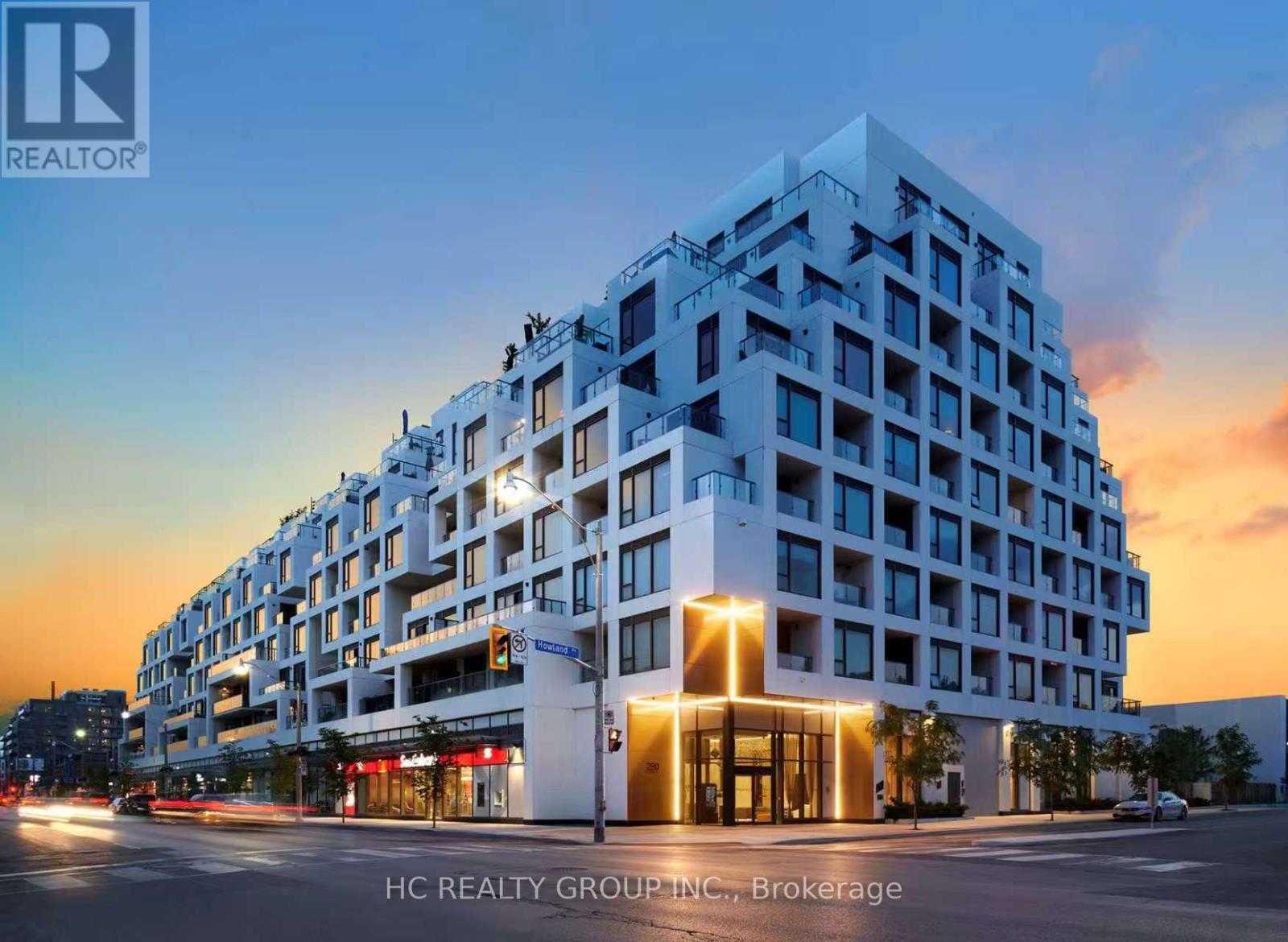 318 - 280 HOWLAND AVENUE W