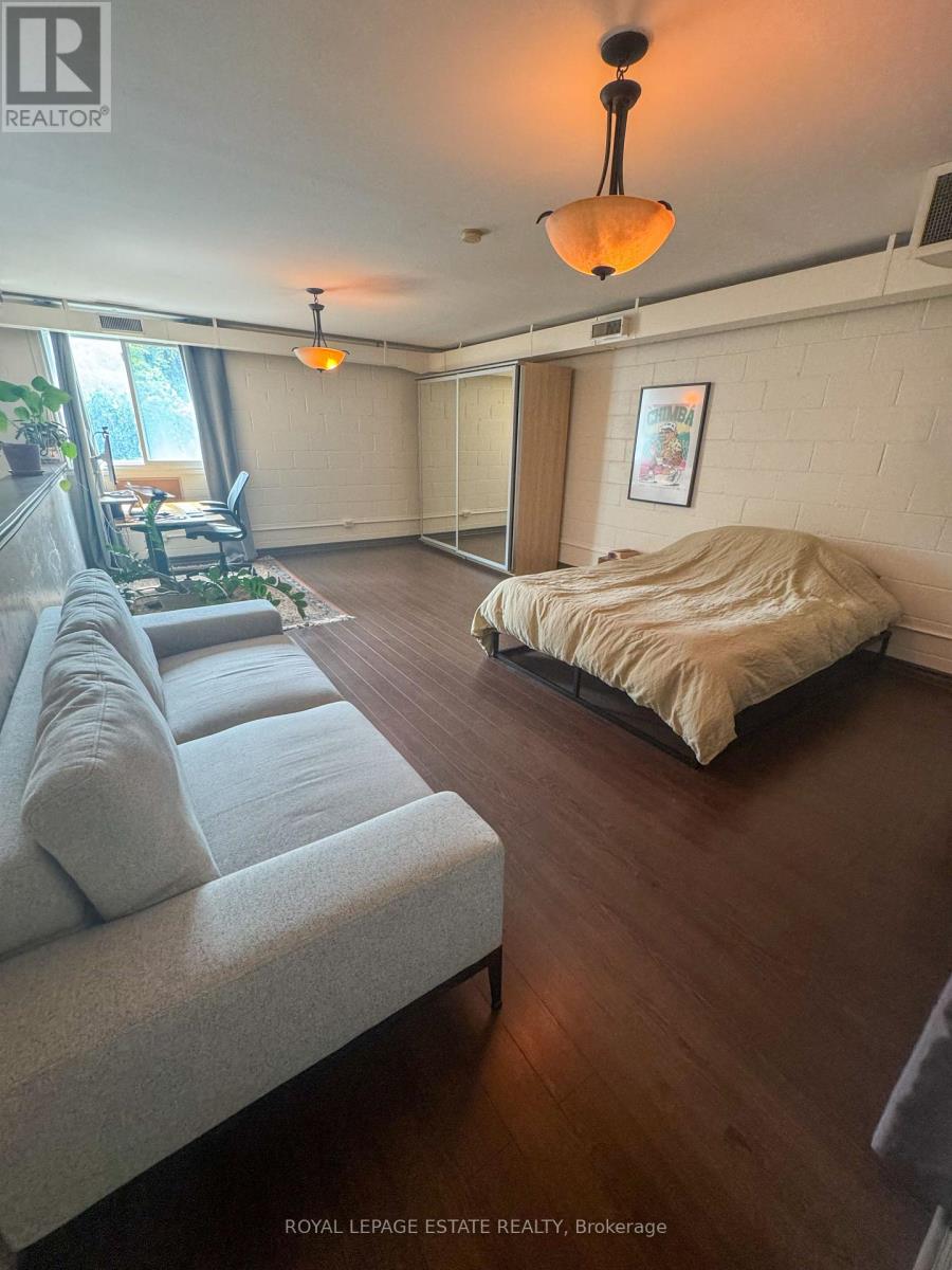 2d - 325 Queen Street E, Toronto, Ontario  M5A 1S9 - Photo 8 - C13544438