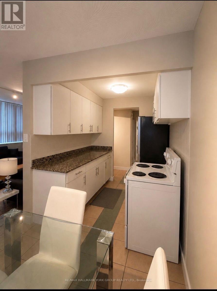 101 - 105 Raglan Avenue, Toronto, Ontario  M6C 2K7 - Photo 9 - C13544456