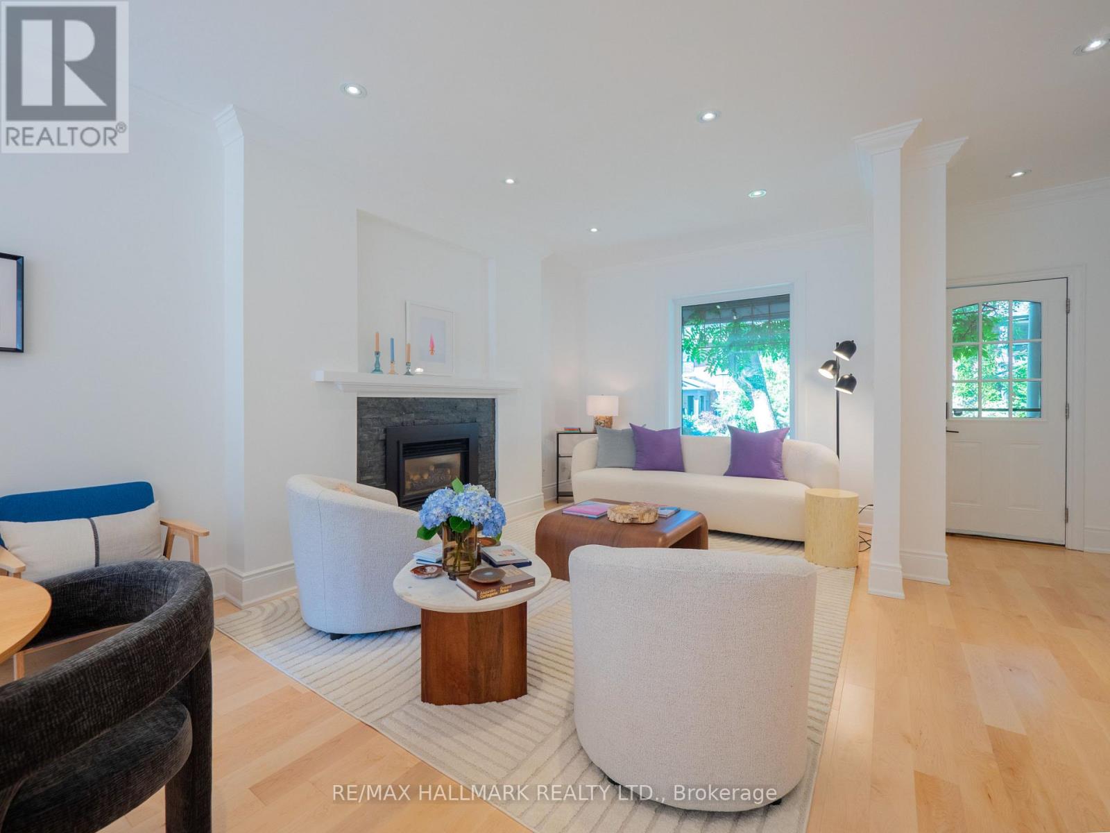 65 Hampton Avenue, Toronto, Ontario  M4K 2Y7 - Photo 10 - E13544404