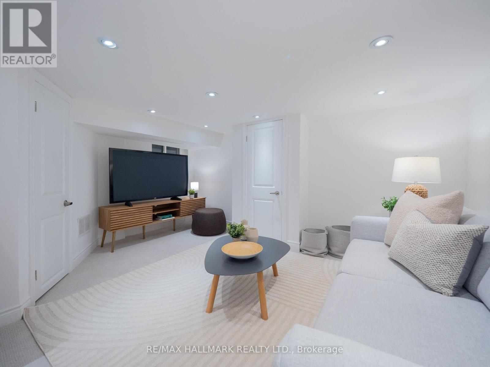 65 Hampton Avenue, Toronto, Ontario  M4K 2Y7 - Photo 39 - E13544404