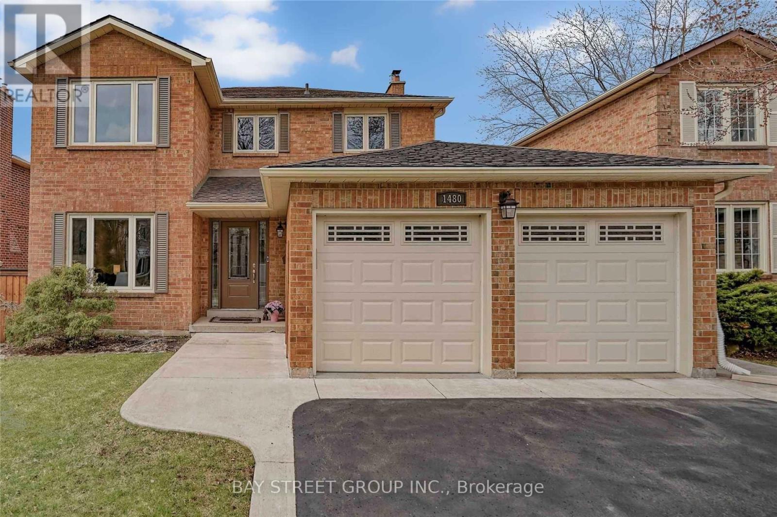 1480 PRINCETON CRESCENT, Oakville (CP College Park)