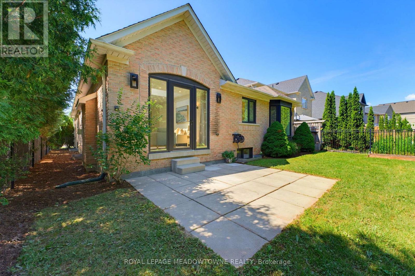 2269 Wuthering Heights Way, Oakville, Ontario  L6M 0A6 - Photo 46 - W13544416