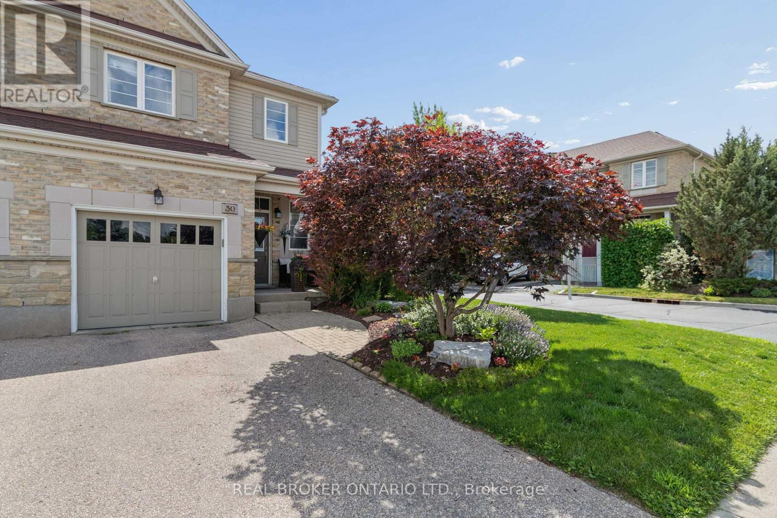 30 DOON MILLS DRIVE, Kitchener, Ontario