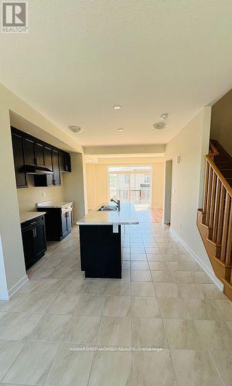 125 Melody Lane, Thorold, Ontario L3B 5N5 - Photo 5 - X13544490