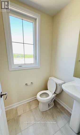 125 Melody Lane, Thorold, Ontario L3B 5N5 - Photo 8 - X13544490