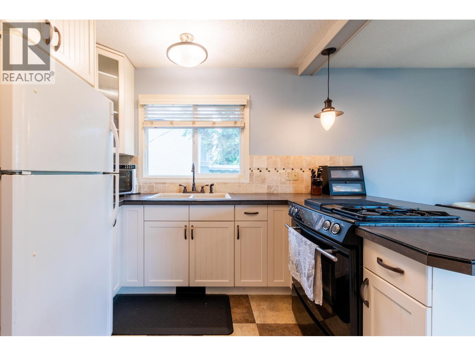 2750 Oak Street, Prince George, British Columbia  V2L 2A8 - Photo 4 - R3144594