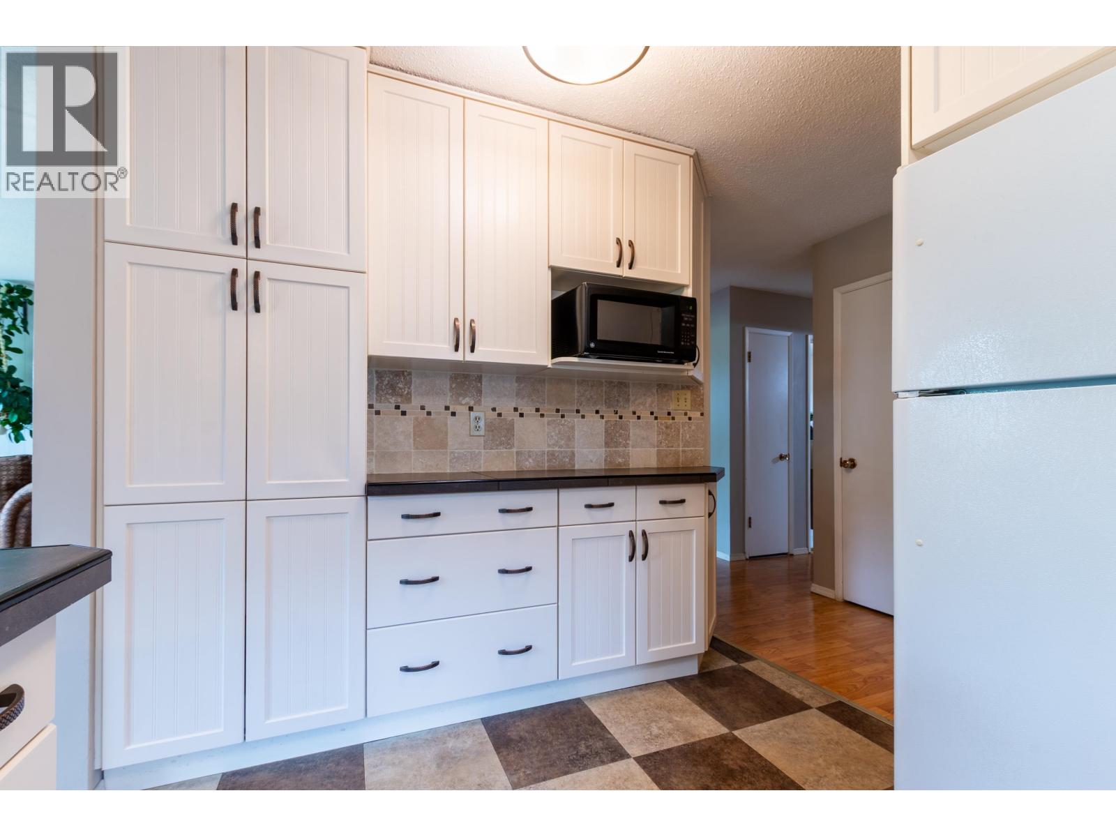 2750 Oak Street, Prince George, British Columbia  V2L 2A8 - Photo 8 - R3144594
