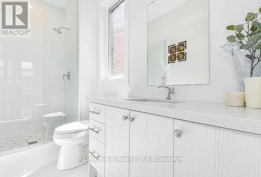 421 Somme Street, Woodstock, Ontario  N4T 0K3 - Photo 12 - X13536888