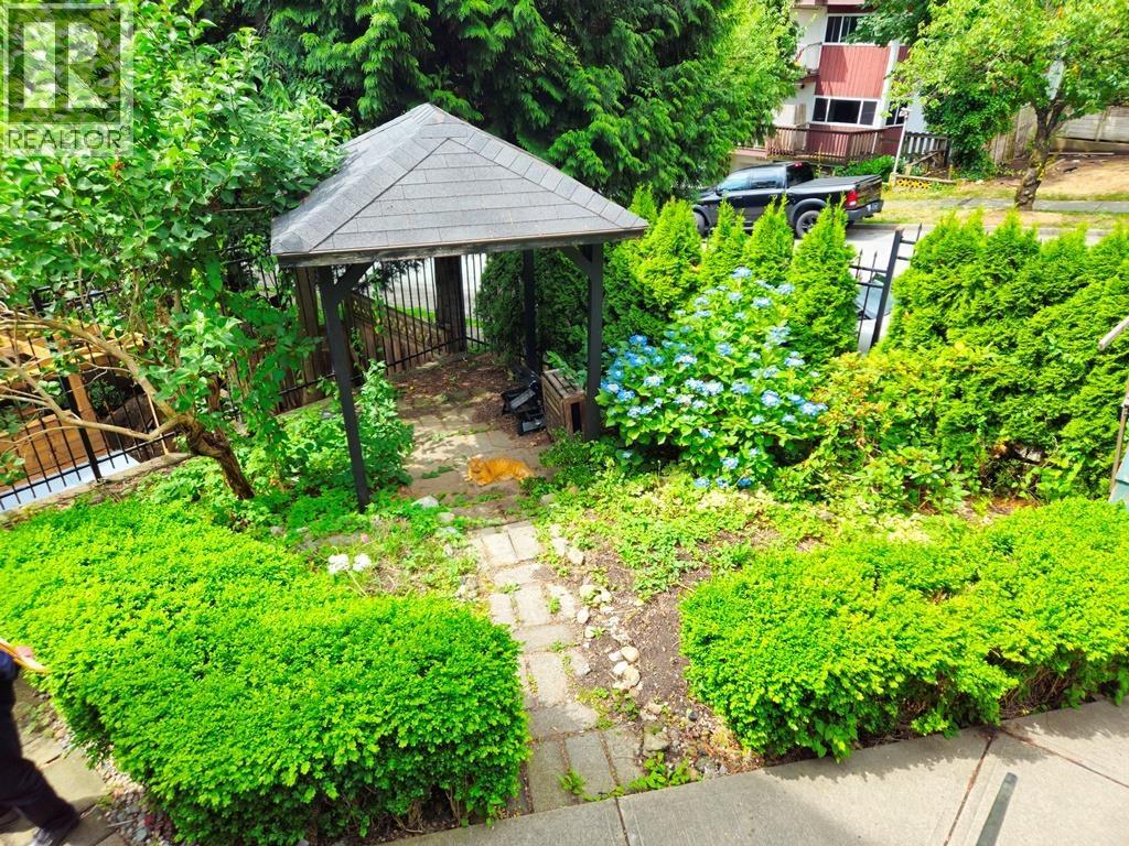 Listing image 33
