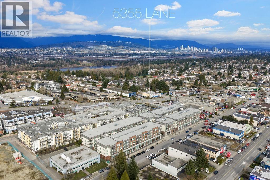 216 5355 LANE STREET — photo 36