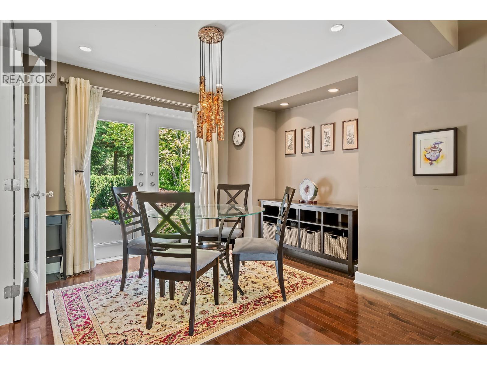 7965 Burnfield Crescent, Burnaby, British Columbia  V5E 2B8 - Photo 4 - R3144500