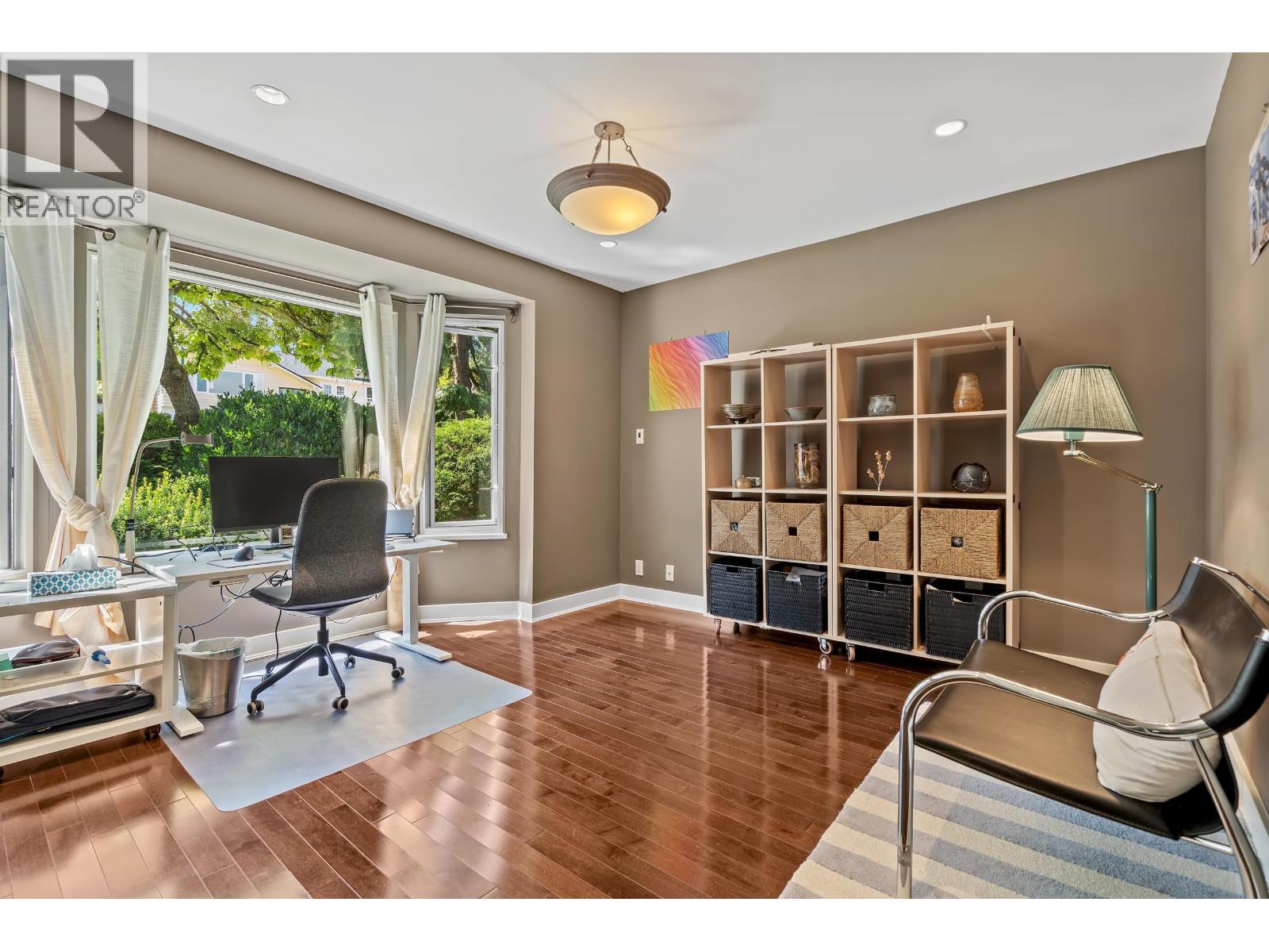 7965 Burnfield Crescent, Burnaby, British Columbia  V5E 2B8 - Photo 13 - R3144500