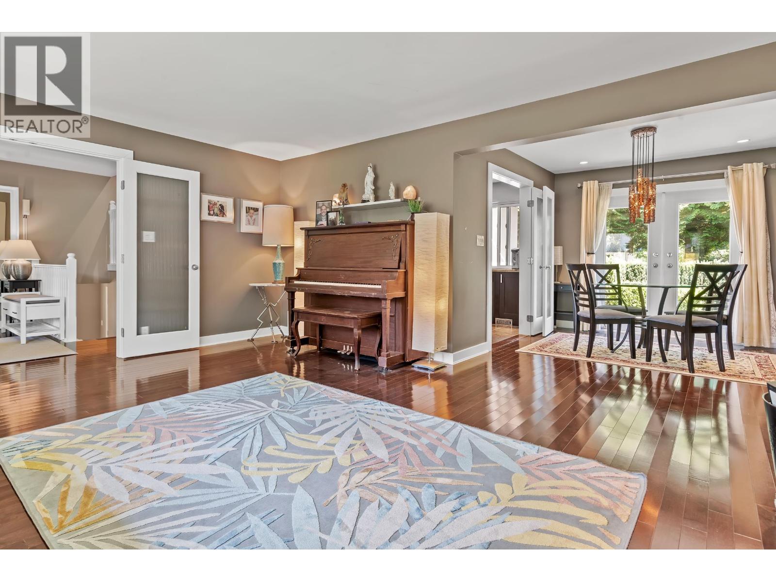 7965 Burnfield Crescent, Burnaby, British Columbia  V5E 2B8 - Photo 6 - R3144500