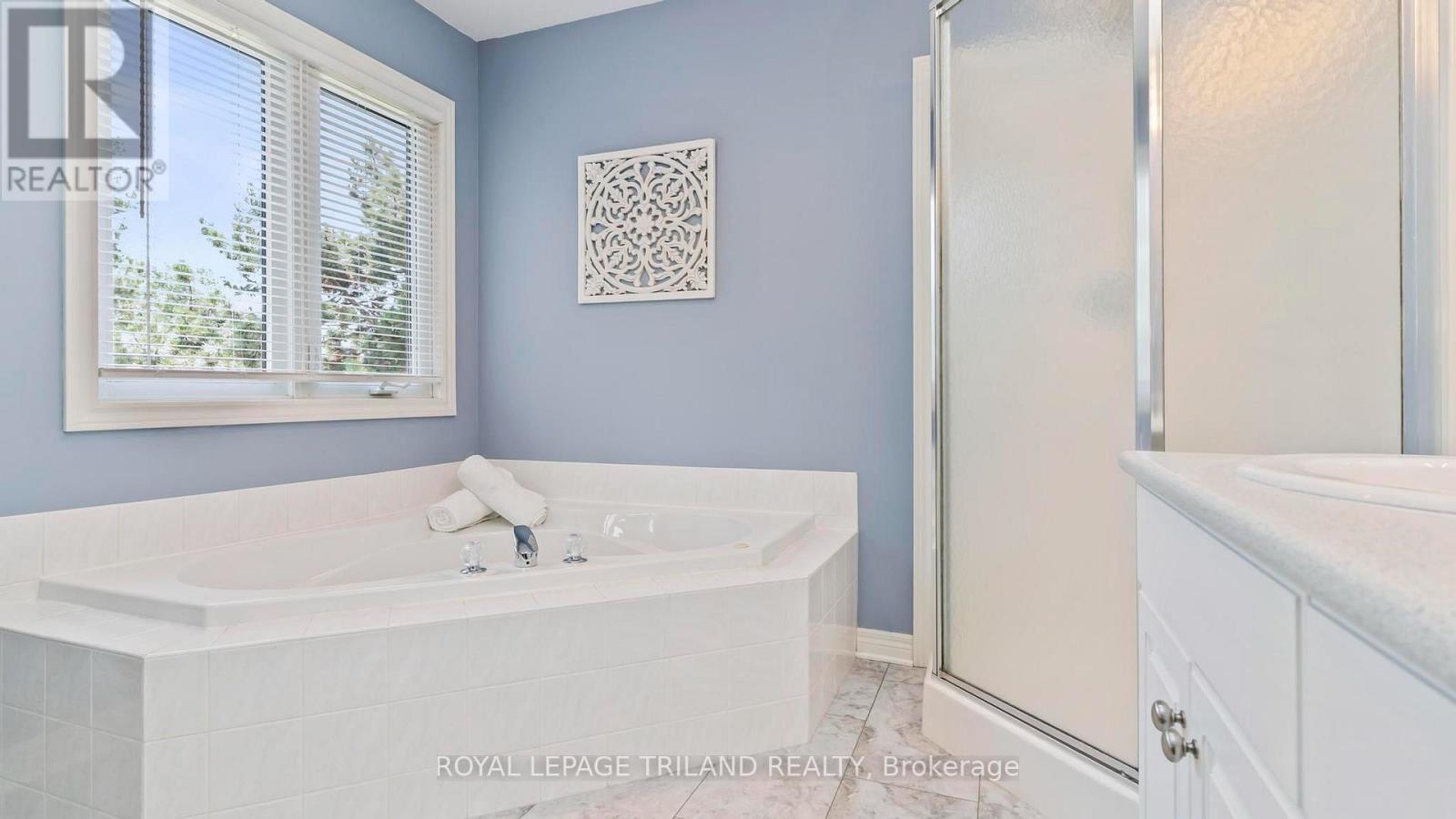 17 Windemere Place, St. Thomas, Ontario  N5R 6H3 - Photo 23 - X13544644