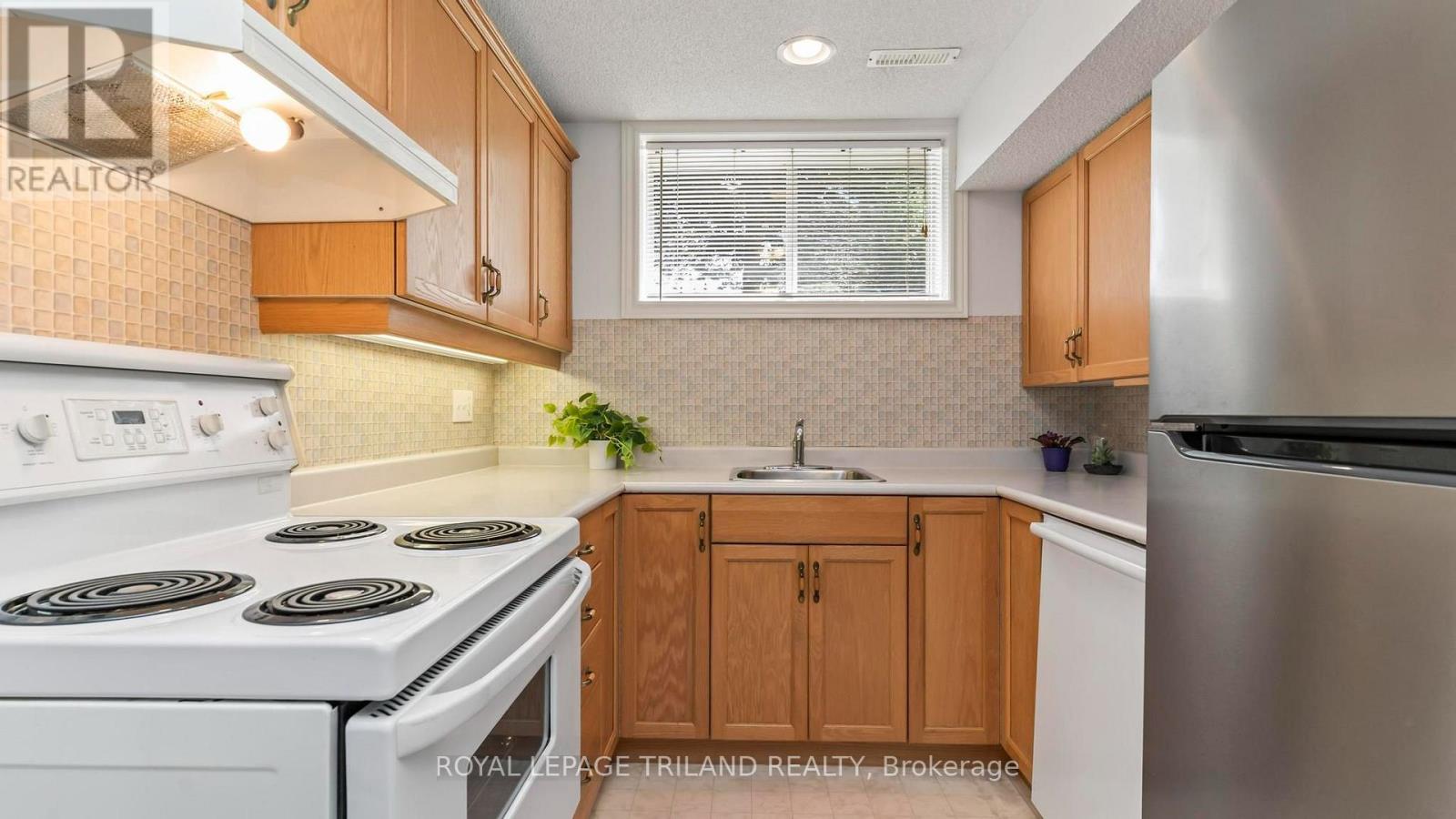 17 Windemere Place, St. Thomas, Ontario  N5R 6H3 - Photo 31 - X13544644
